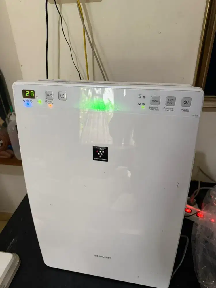 Dijual sharp kc-f30y-w air purifier humidifier water tank 1,5