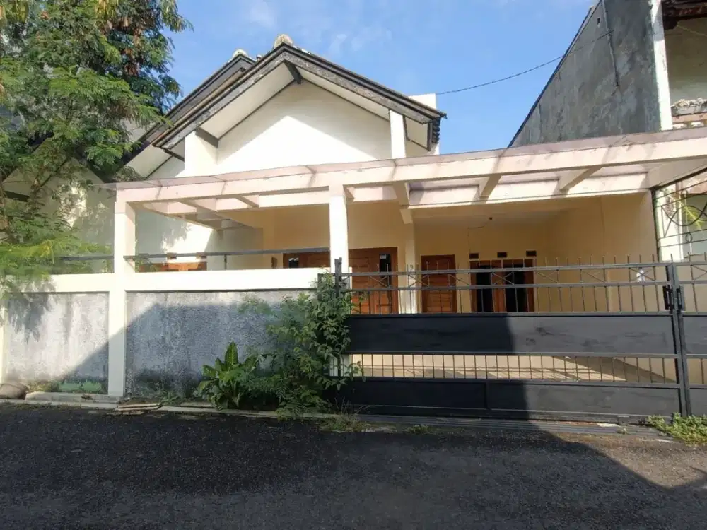 Rumah Siap Huni belakang Metro sayap tata surya Bebas Banjir