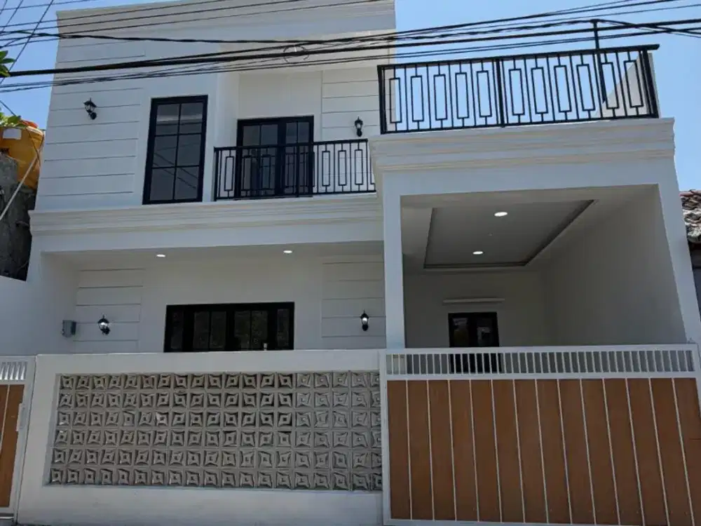 DI JUAL RUMAH BARU 2 LANTAI DENPASAR SELATAN BALI