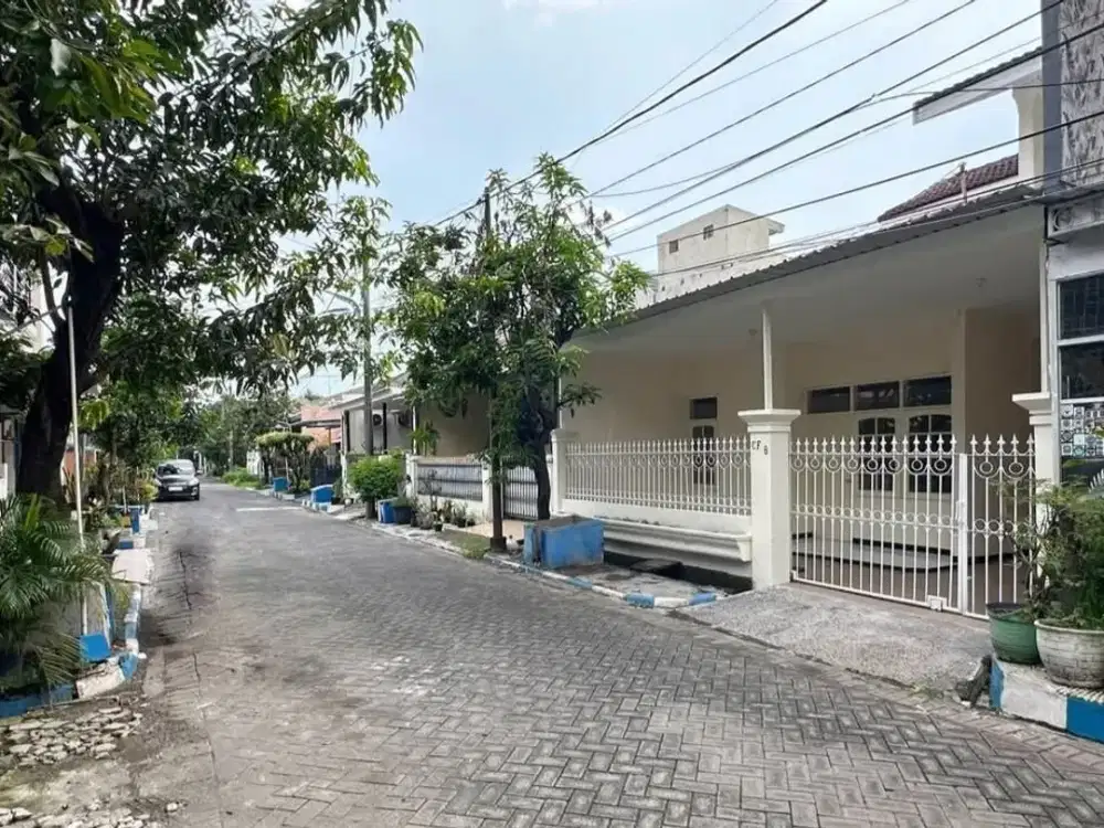 rumah siap huni PERUMAHAN RUNGKUT MAPAN- Row jalan 2 mobil