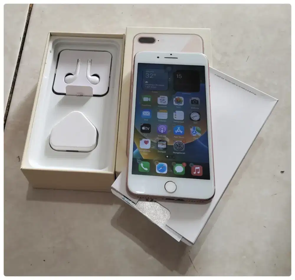 iPhone 8 plus wifi 64GB Fullset Normal