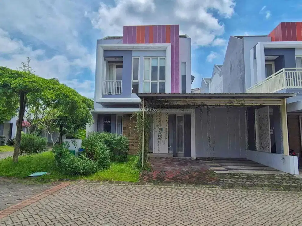 Rumah Hook luas 135m lokasi di dalam Perumahan Green Orchid Suhat