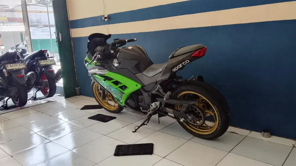 ( Jual cepat Kawasaki ninja fi 2016 gres orisinil