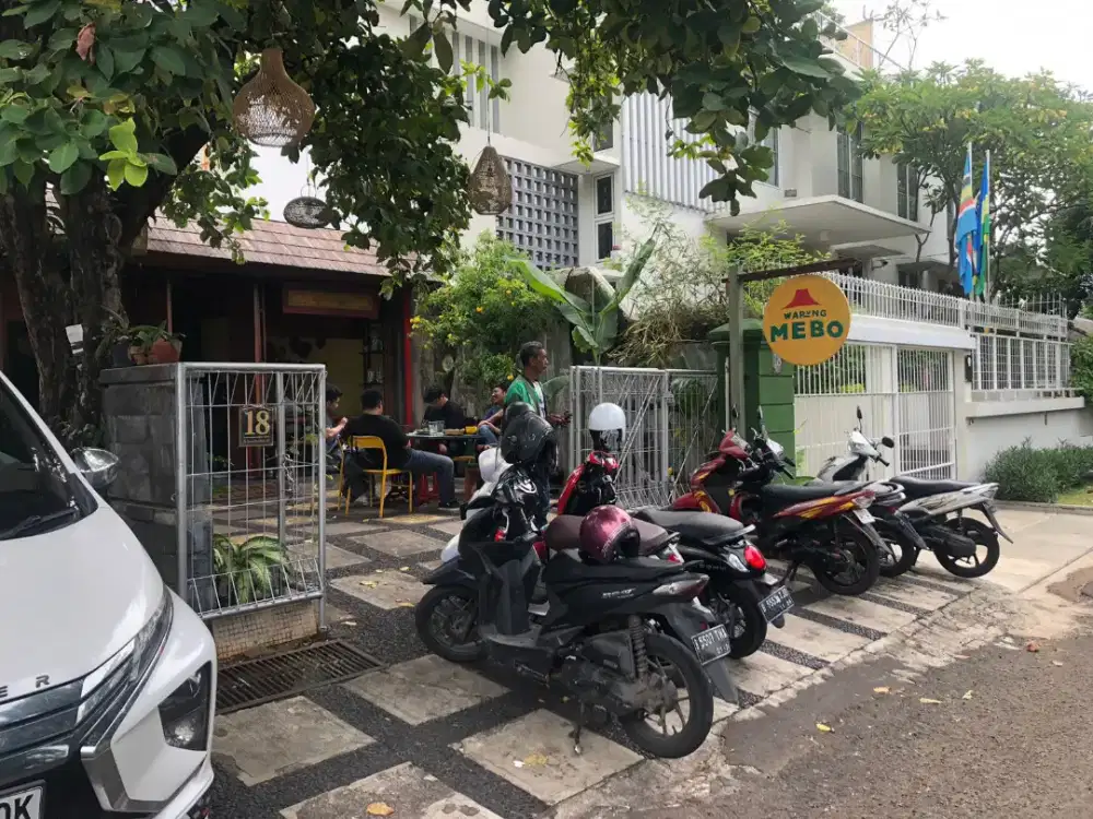 WALK IN INTERVIEW HELPER DAN WAITER/WAITRESS