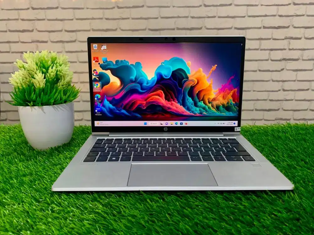 HP PROBOK AMD Ryzen 5 5600U/ RAM 8GB/ SSD 256GB/ Radeon Graphics/ 13