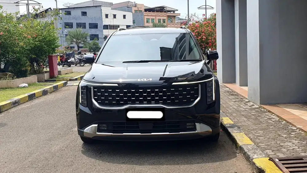 Km 16rb kia grand carnival premiere 2024 diesel 7 seater