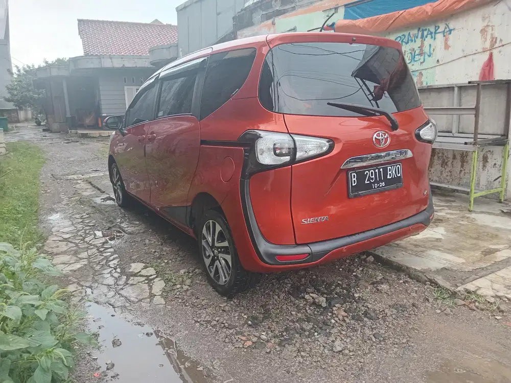 Toyota Sienta 2016 Bensin