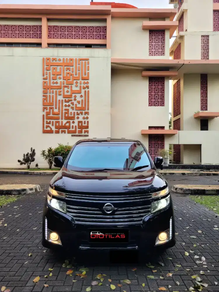 NISSAN ELGRAND 3.5 HWS CBU 2011