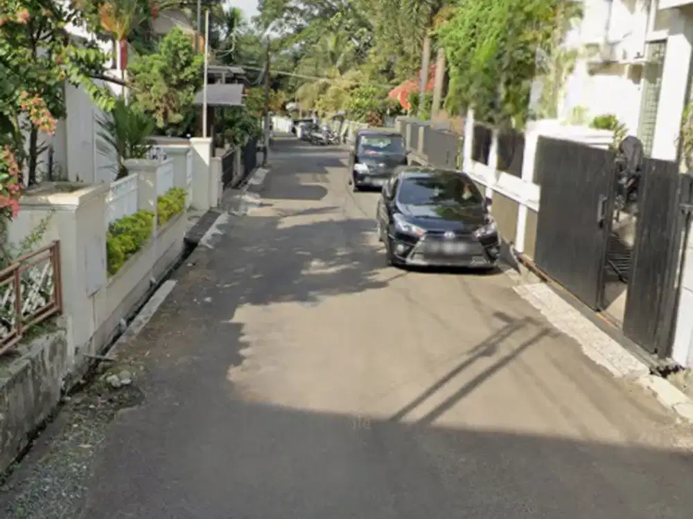 Dijual Cepat  Rumah Siap Huni Cocok buat Rumah Tinggal Di Sayap Riau RE Martadinata