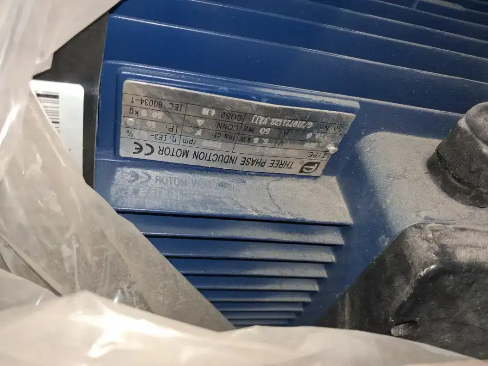 Pompa sentrifugal vertical