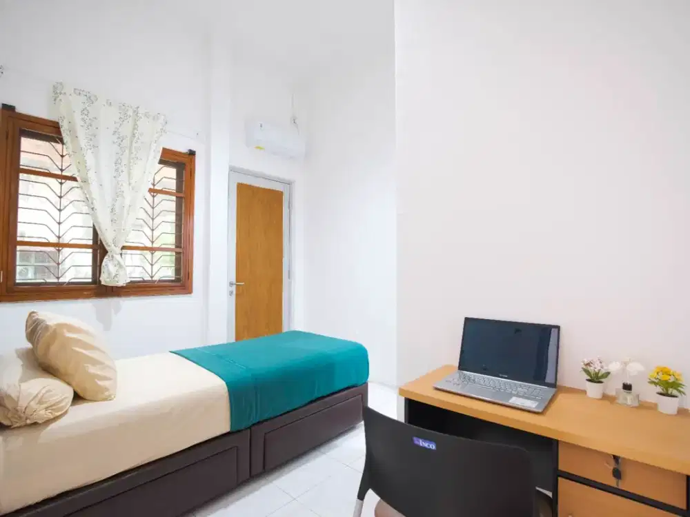 Sewa Kost Single Bed Tipe Balkon Siap Huni Dekat  Alpha Magsaysay, Hayam Wuruk dan Menara BTN