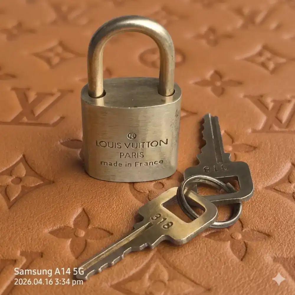 Gembok LV/Padlock