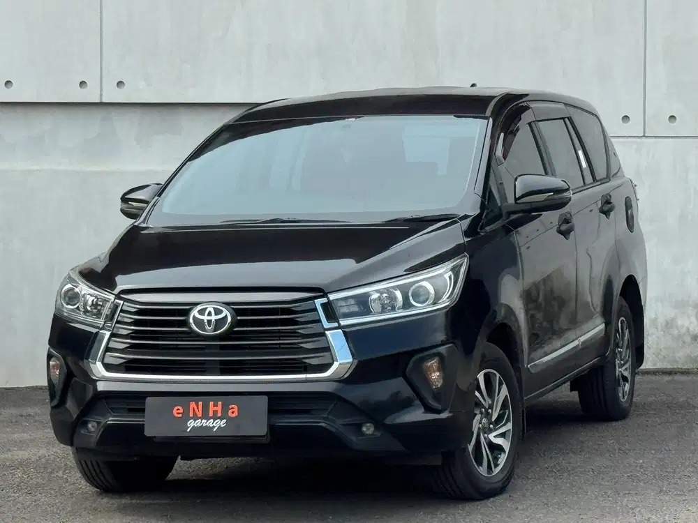 Toyota NEW INNOVA REBORN V 2.4 A/T 2022.. eNHa garage Semarang..