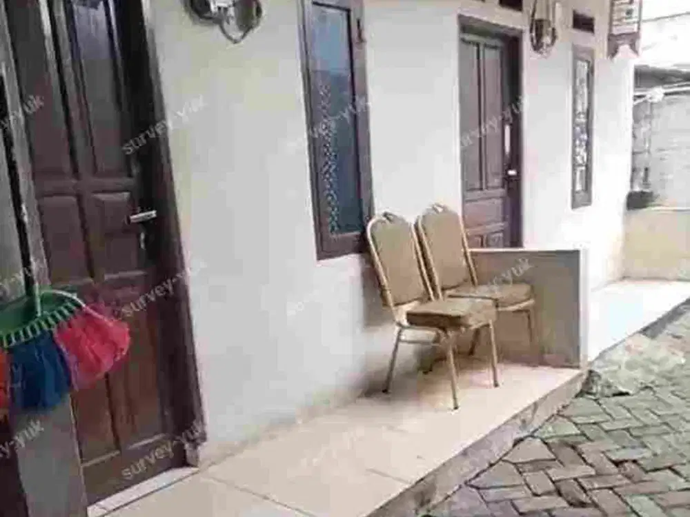 Kontrakan 3 pintu / unit LT 75 m2 full Isi strategis bebas banjir jl Maleo pd pucung