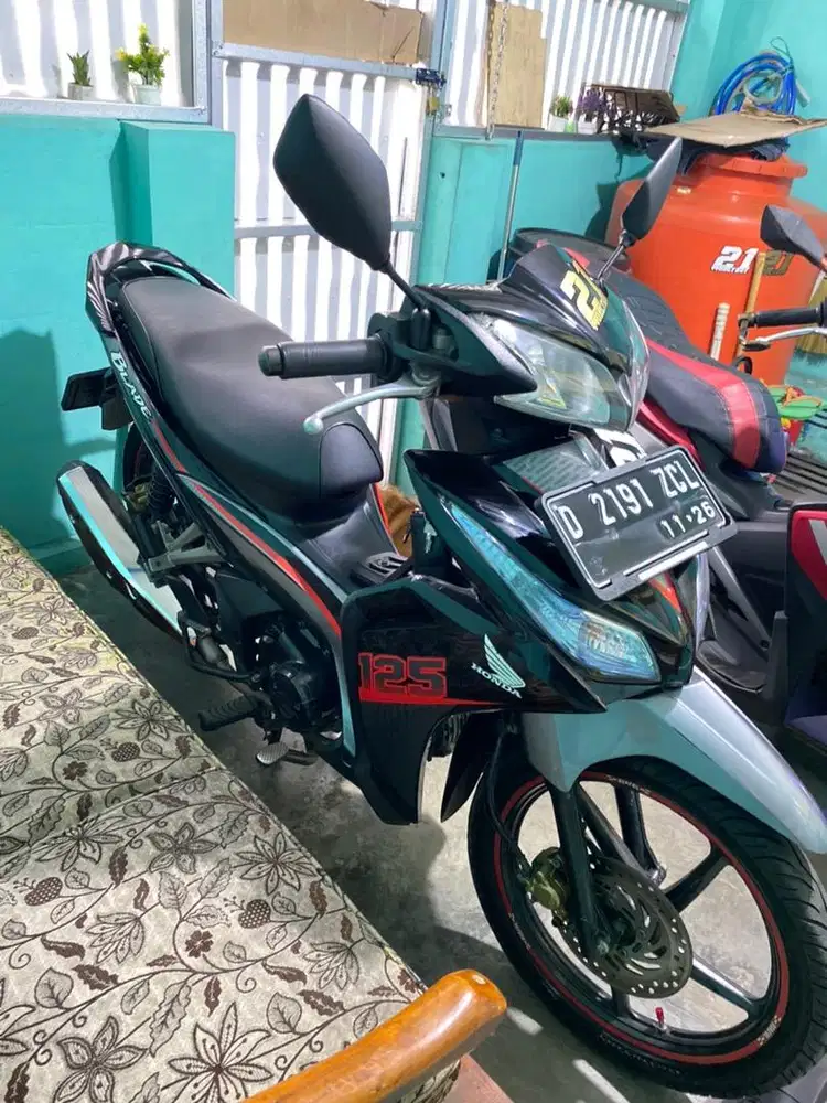 Honda Blade FI 125 Tahun 2016