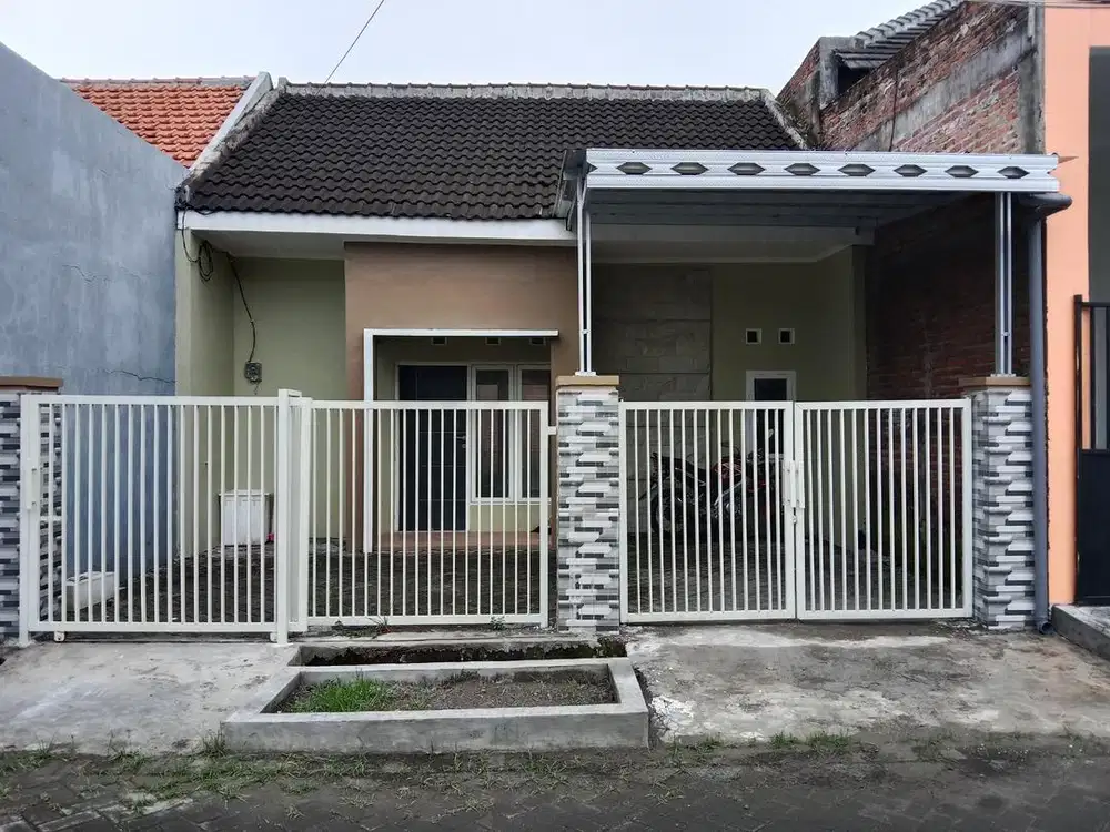 DISEWAKAN RUMAH SIAP HUNI!!!