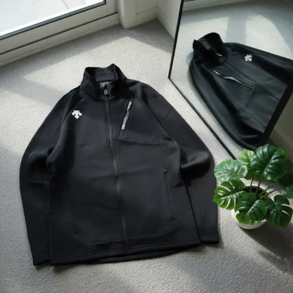 Jaket Tracktop DESCENTE original