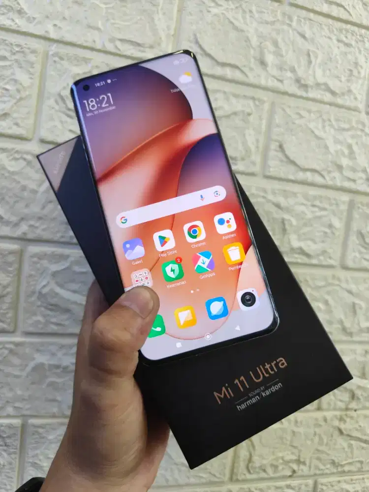 Xiaomi Mi 11 Utara 12/256gb(lcd belakang mati)