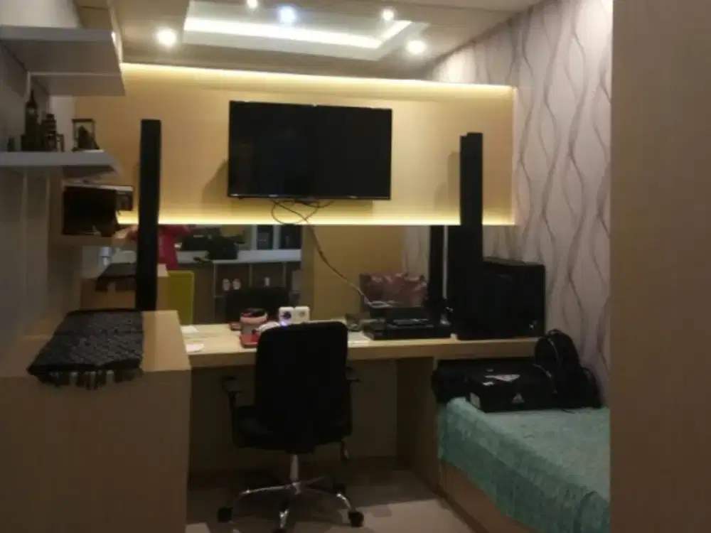 Apartemen Gunawangsa Merr 2BR jadi 1 BR tower A lantai 30 full furnished