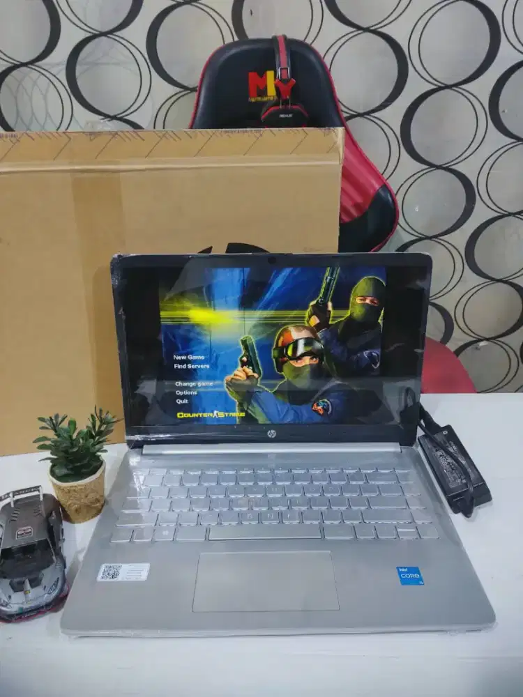 Laptop Mulus Like New Slim HP 14s Siap Pakai