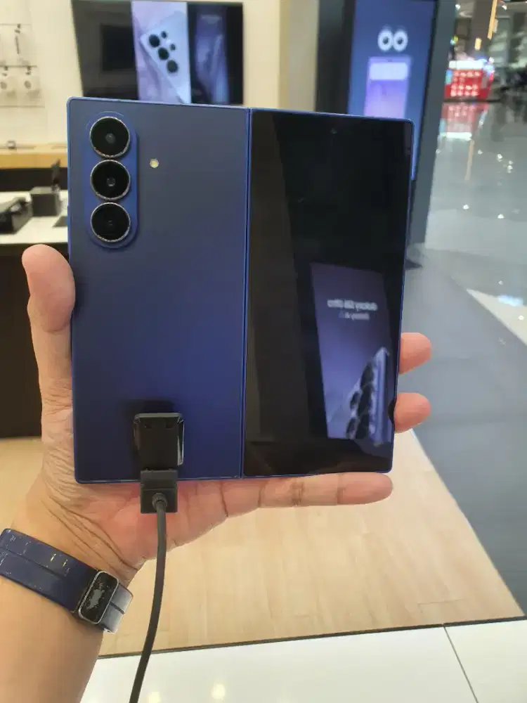 Samsung Zfold 7 256Gb New Garansi Sein