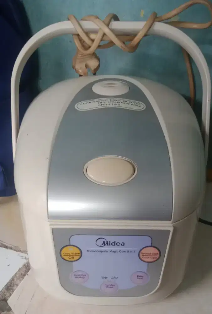 Microwave pemanas nasi