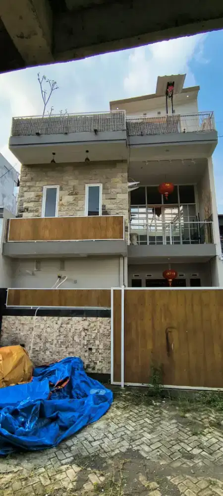 Dijual Villa 4+1 Kamar Pool Rooftop