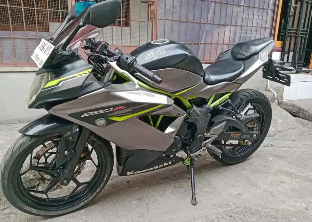 Kawasaki Ninja 250CC Mono fi Tahun 2018 Pajak2027 Mesin Halus SiapGass