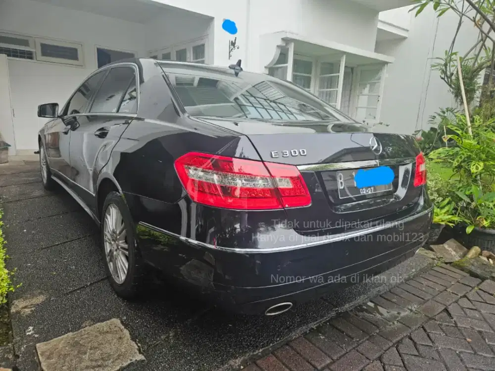 Mercedes Benz E300 Elegance