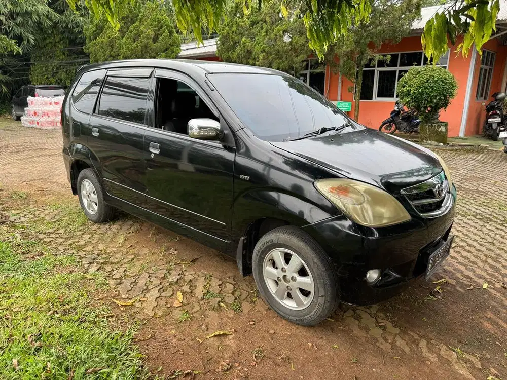 DIJUAL TOYOTA AVANZA TYPE G MANUAL 2011