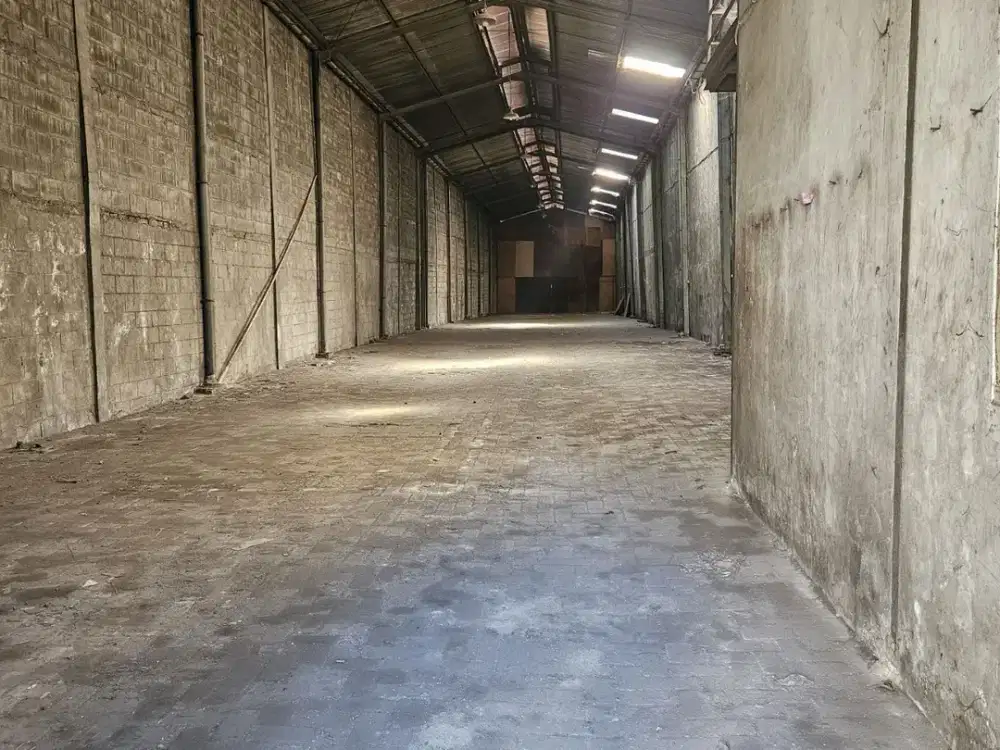 Gudang Perak, Surabaya Utara STRATEGIS, SIAP PAKAI, SAMPING TOL PERAK