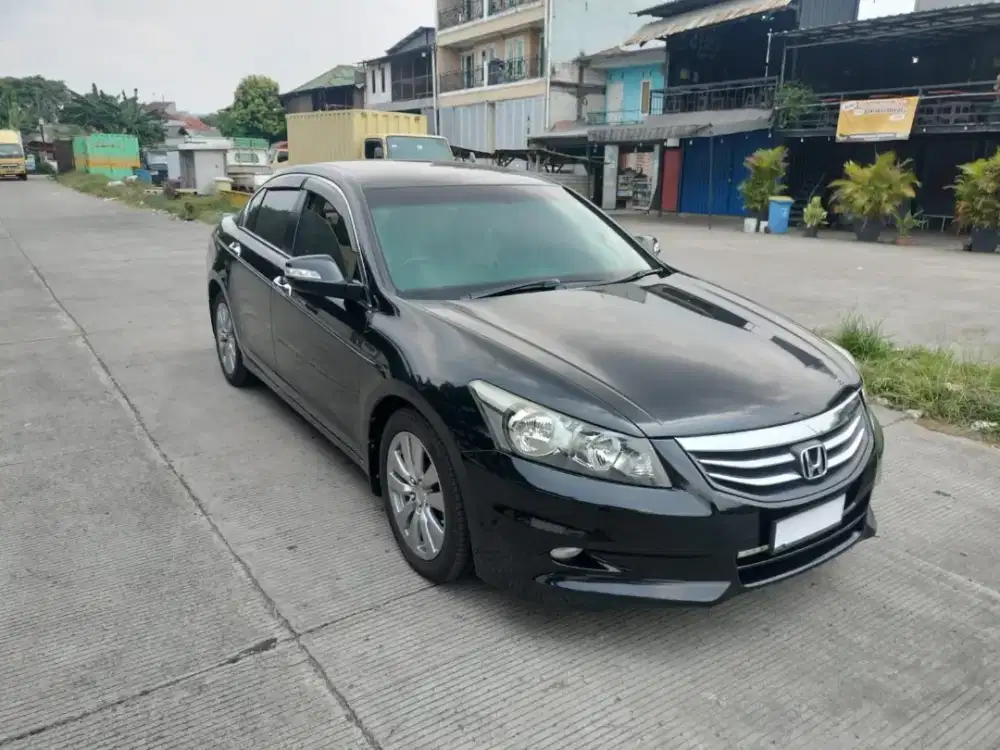 Honda Accord 2.4 Vti L is 2011