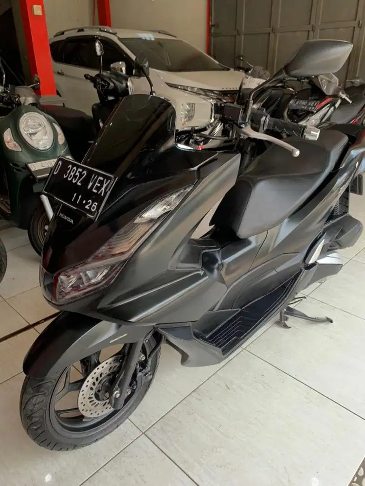 Honda PCX 160 CBS 2021 Hitam terawat