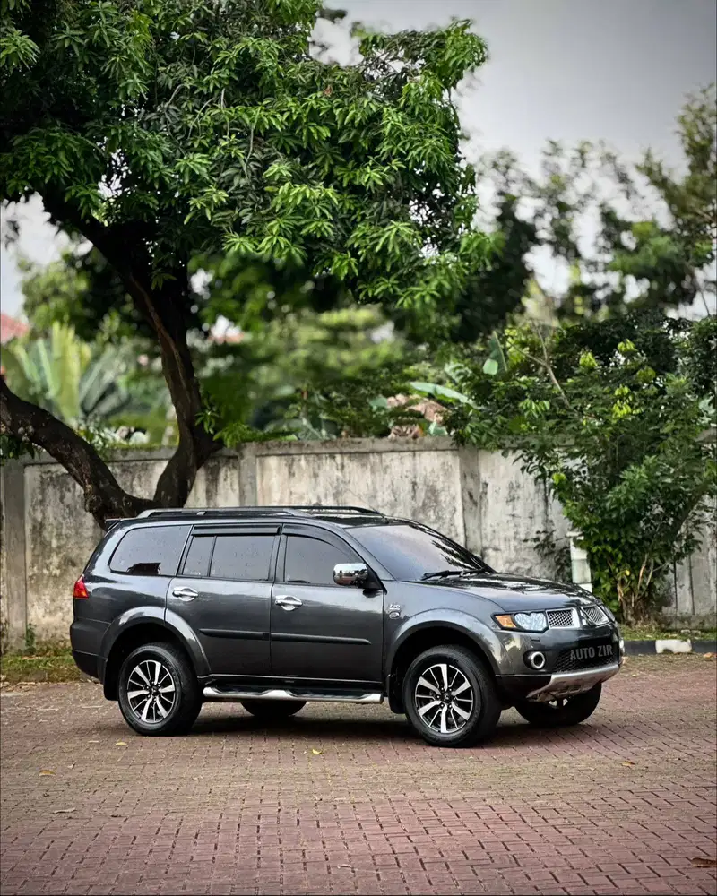 Mitsubishi Pajero Sport Dakkar Grey 2012 TdpMurmer Ori Menarik Bu Baru