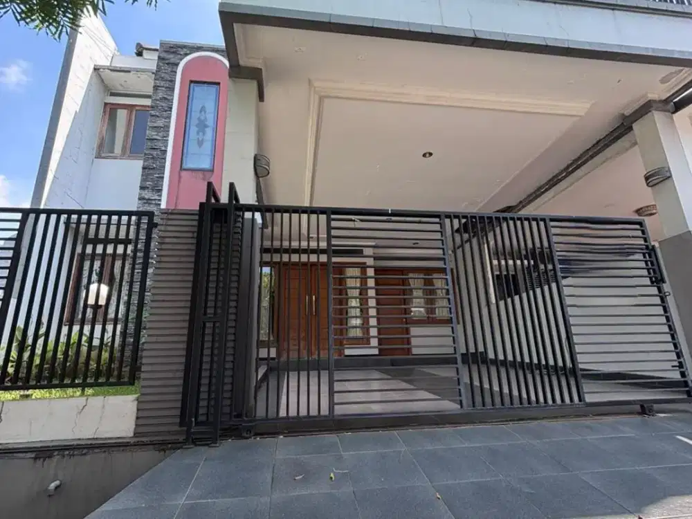 Rumah 2 Lantai di Kemang Pratama Nyaman & Strategis