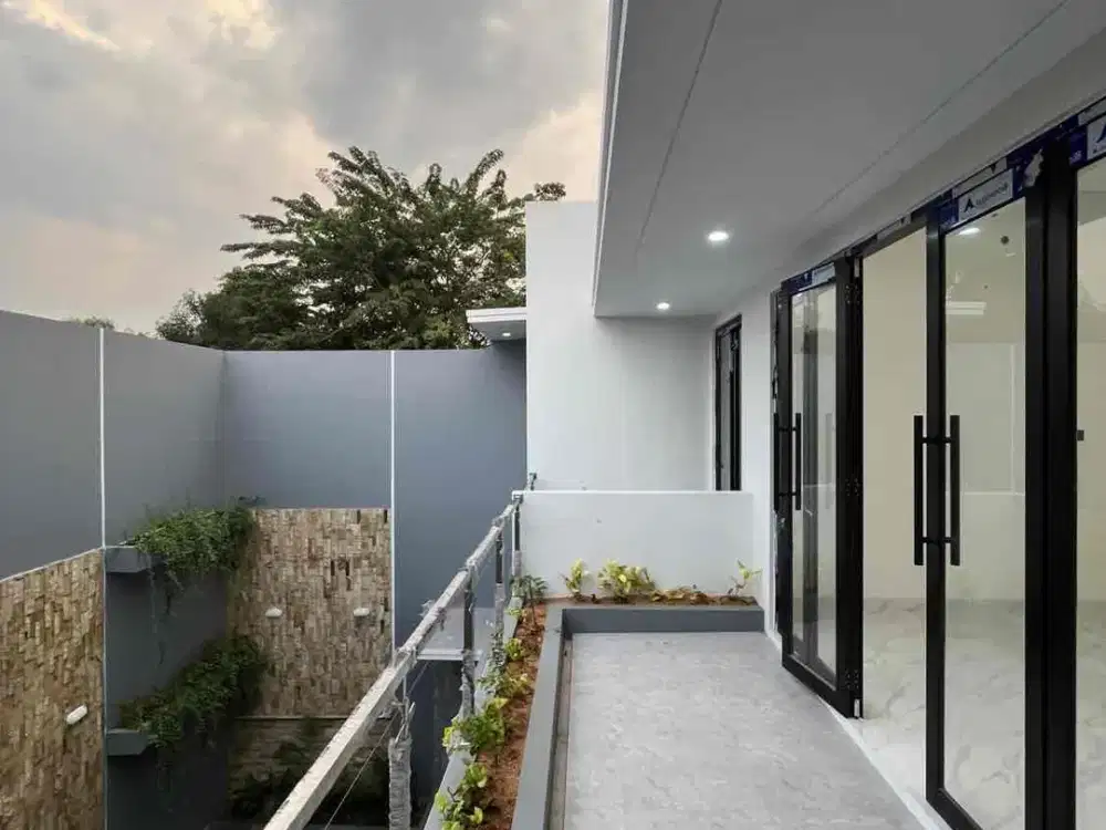 Rumah brand new modern tropical kebayoran baru dekat PIM Jakarta Selatan