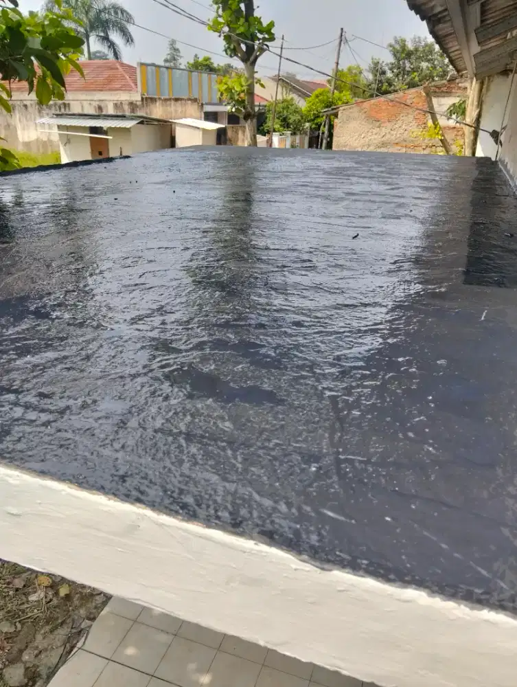 Tukang atap bocor rembesan ganti atap