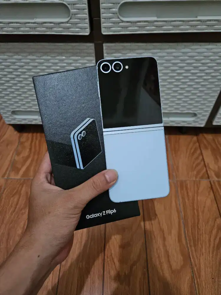 Samsung Z Flip 6 12/256gb resmi sein (-bercak)