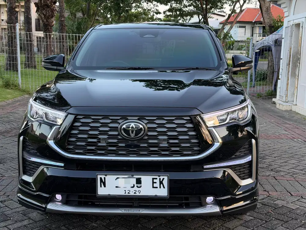 ZENIX Q HYBRID MODELLISTA MATIC 2024 ISTIMEWA