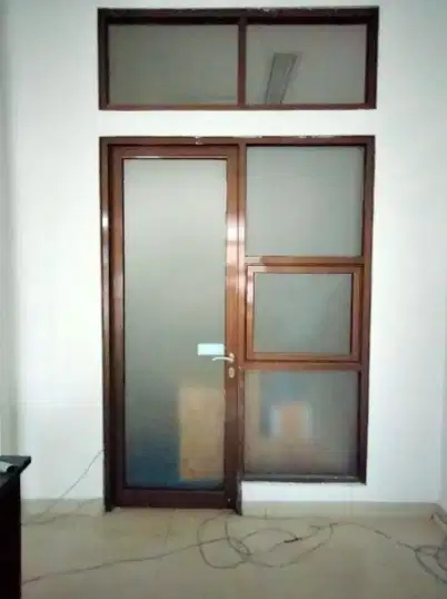 Sticker kamar mandi & Kaca Film Perkantoran dan segala macam Bangunan