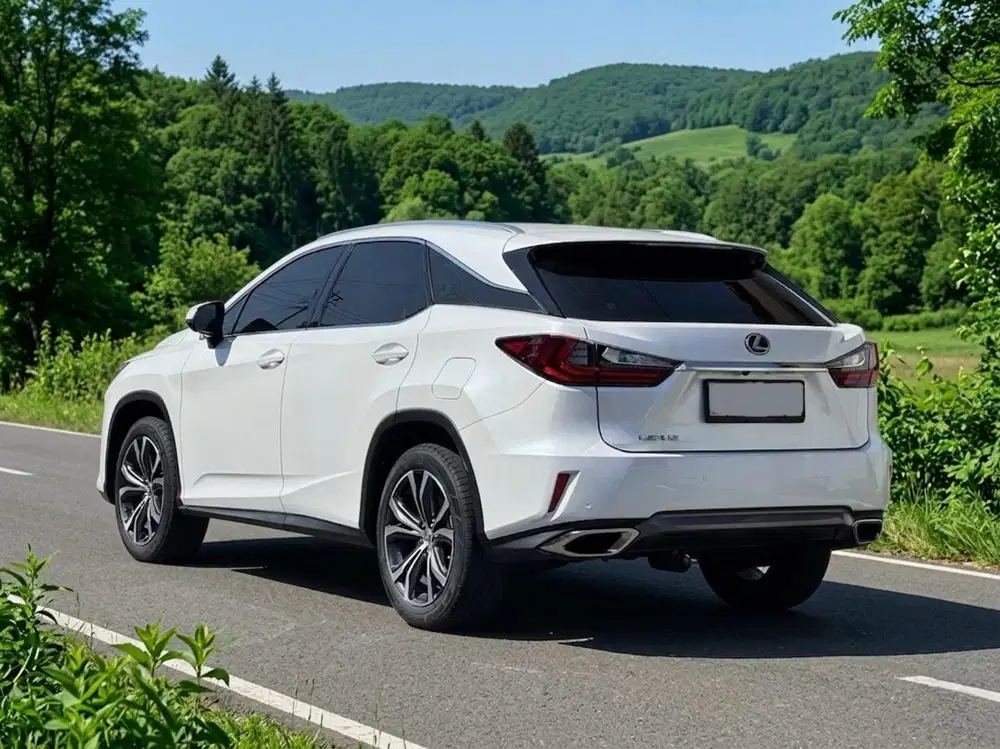 Lexus RX 200t Luxury At 2017 km +/- 58.000