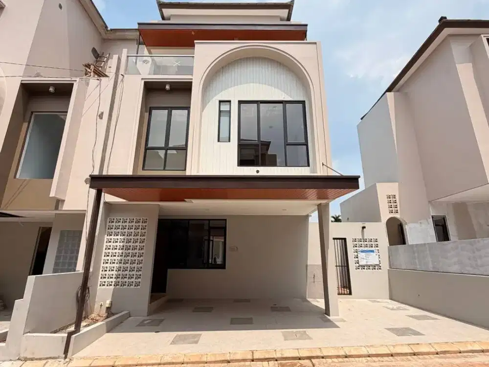 Rumah Tropis modern 3 lantai