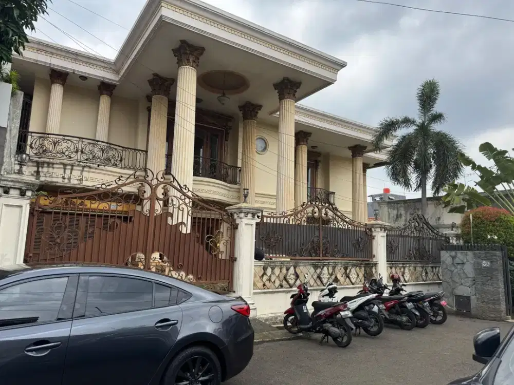 Dijual Rumah Mewah Tanah Luas di Kebayoran Baru Jaksel WT-17080