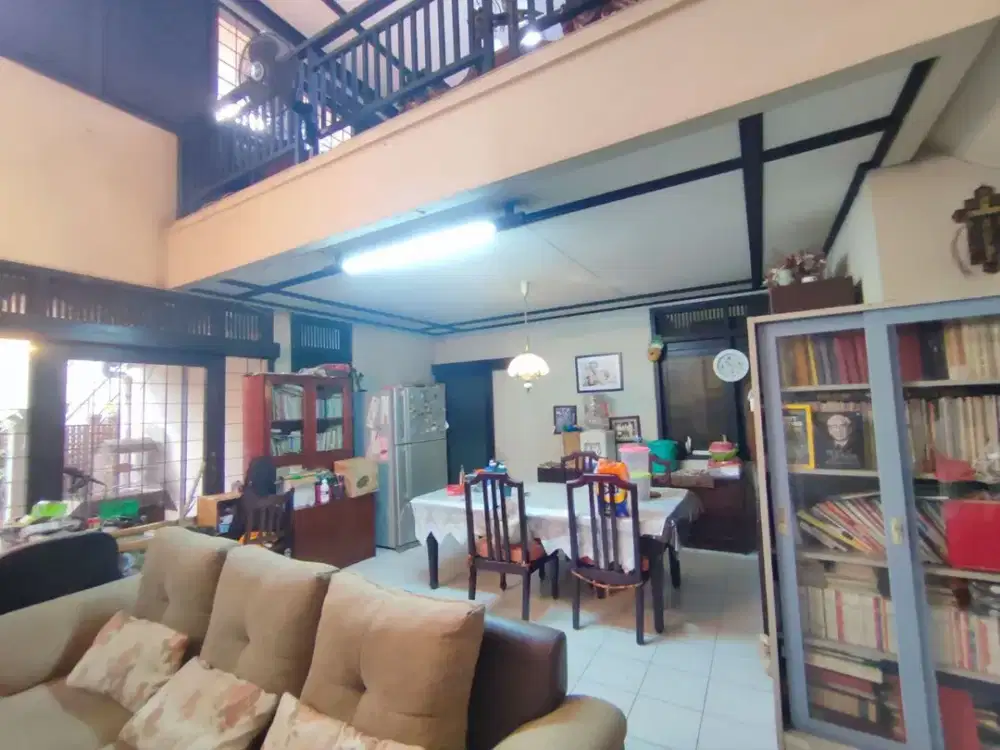 Rumah Siap Huni dikomplek Cinere