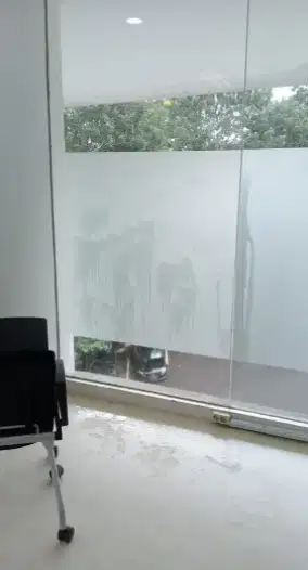 Jasa Pasang Kaca Film dan Sticker Rumah & Gedung