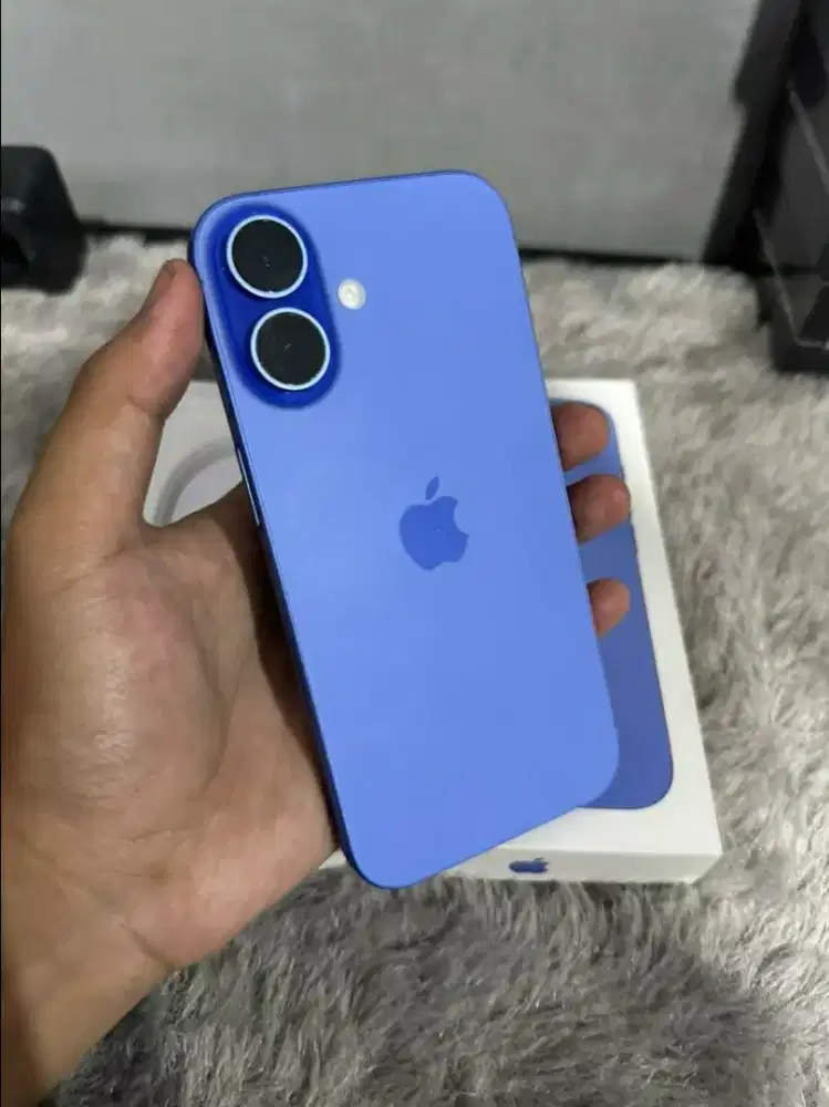 Iphone 16 128 iBox garansi on like new ‼️