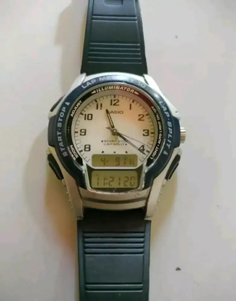 Jam tangan Casio Illuminator ws-300