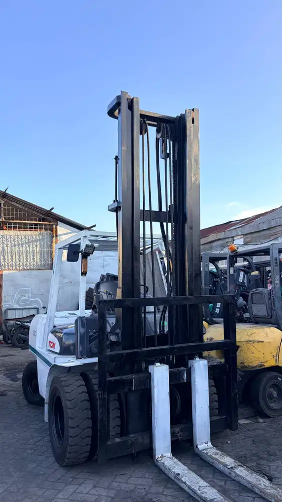 TCM INOMA 5 TON MAST TINGGI KUALITAS TERJAMIN HARGA TERJANGKAU