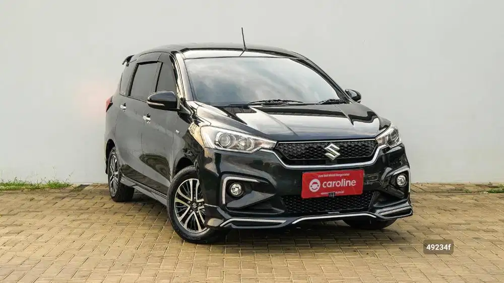SUZUKI ERTIGA HS 1.5 SPORT MT 2022 HITAM
