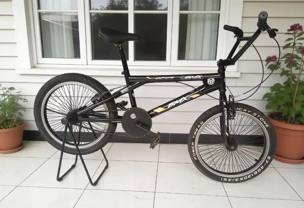 Sepeda anak Bmx uk20 jumper